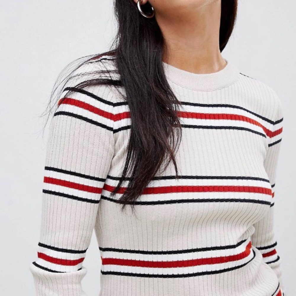 ASOS Cropped Sweater in neutral stripe - Picture 3 of 10
